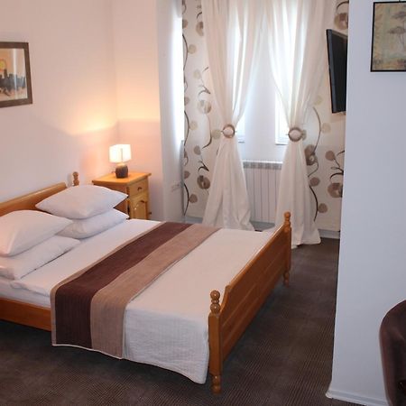 Europa Motel Sarajevo Exterior foto